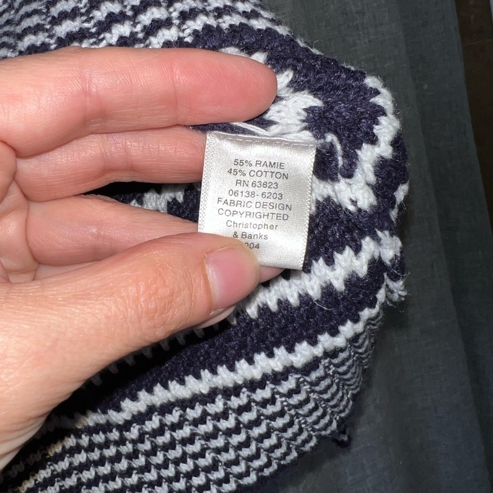 Women's Christopher & Banks Sweater Small NWT - Picture 3 of 5